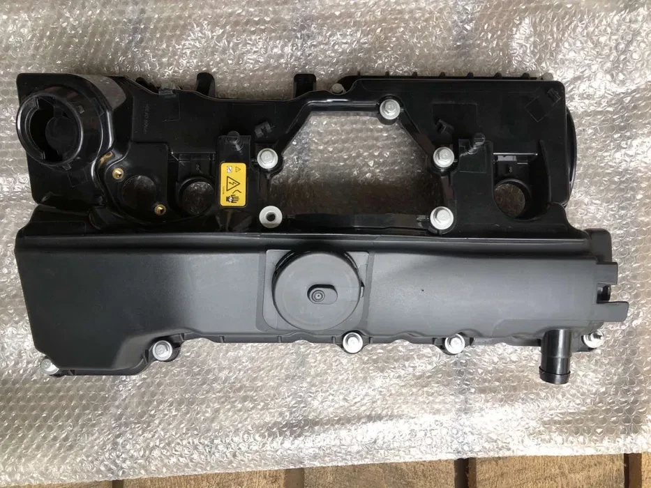 Клапанна кришка ГБЦ BMW N46 BMW 1 E87 / 3 E90 / 5 E60 / X1 E84/X3 E83