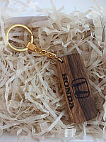 Брелок с гравировкой для ключей деревянный HONDA