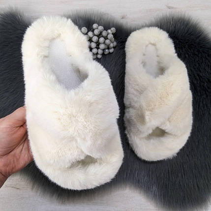 Тапочки жіночі хутряні молочного кольору на платформі 4392, фото 1