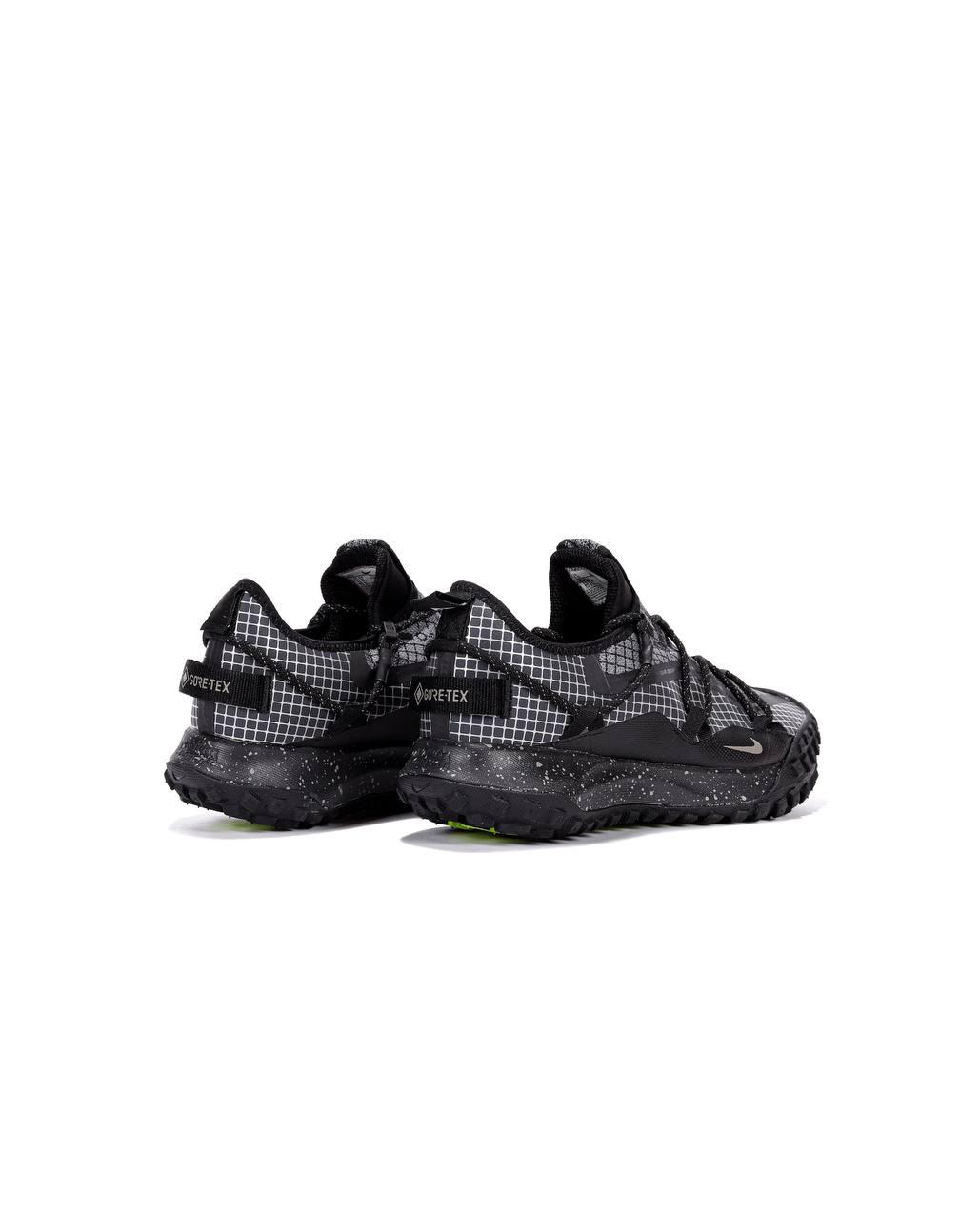 Кросівки Nike ACG Mountain Fly Low Gore-Tex (чорні) - фото 2 - id-p2105169323