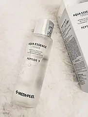 Зволожувальний тонер з комплексом 9 пептидів Medi-Peel Peptide 9 Aqua Essence Toner 250мл