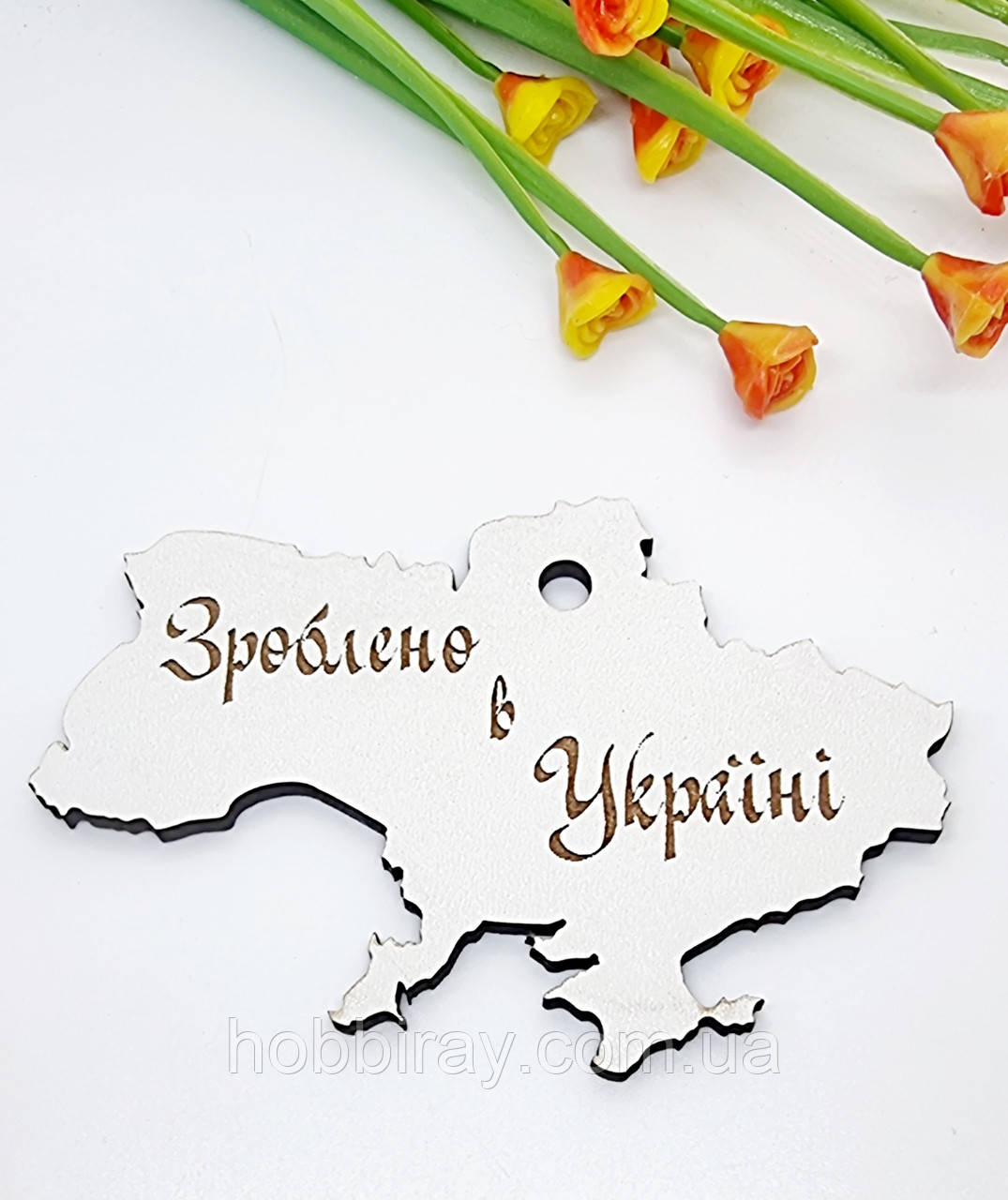 Дерев'яна бірка. Україна.  9.7*6,7 см. 1 шт.