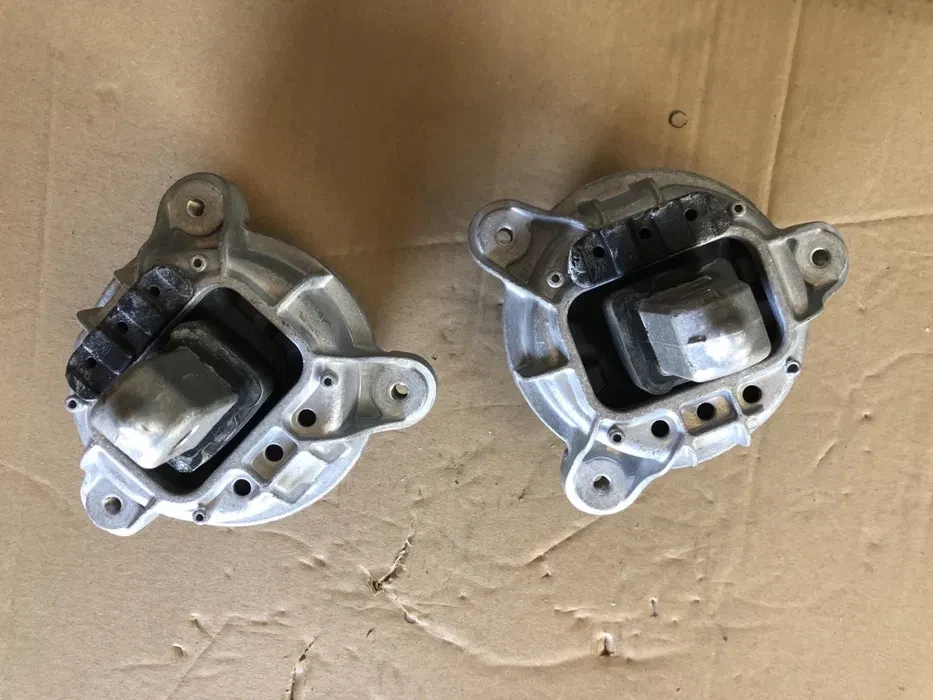 Подушки двигуна BMW F10/F01/F02/F06/F07