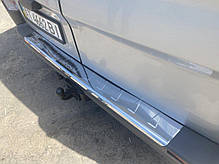 Накладки на задній бампер з загином Carmos  сталь для Nissan Primastar 2002-2014рр, фото 2
