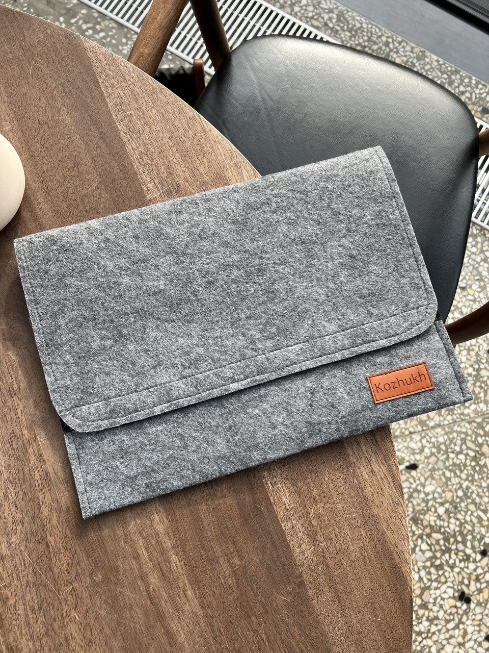 Універсальний чохол з фетру для планшета / ноутбука Kozhukh 9" - 13" Big Gray Long (350*250 mm) на липучці, фото 1