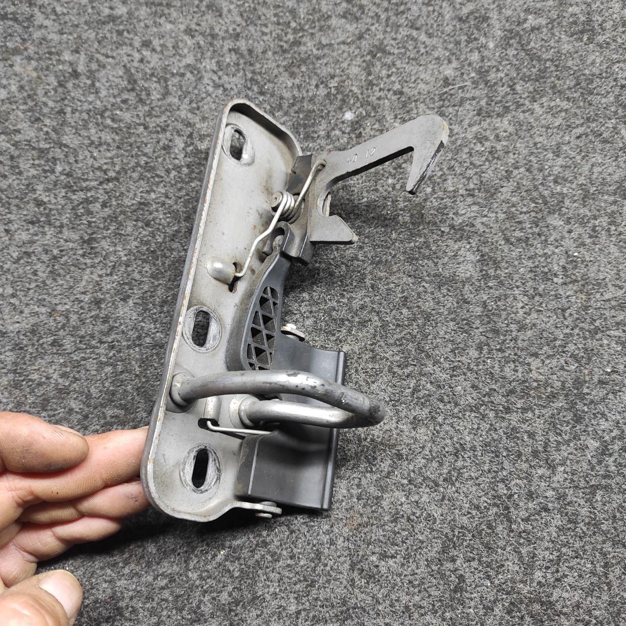 Замок капоту фольцваген тігуан, фото 1