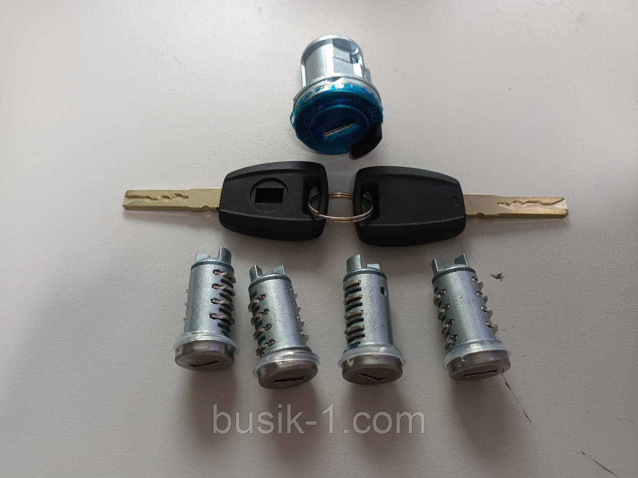 Серцевини 4шт з 2 ключами + в замок запалення Doblo 01-10 (без задніх дверей), фото 1