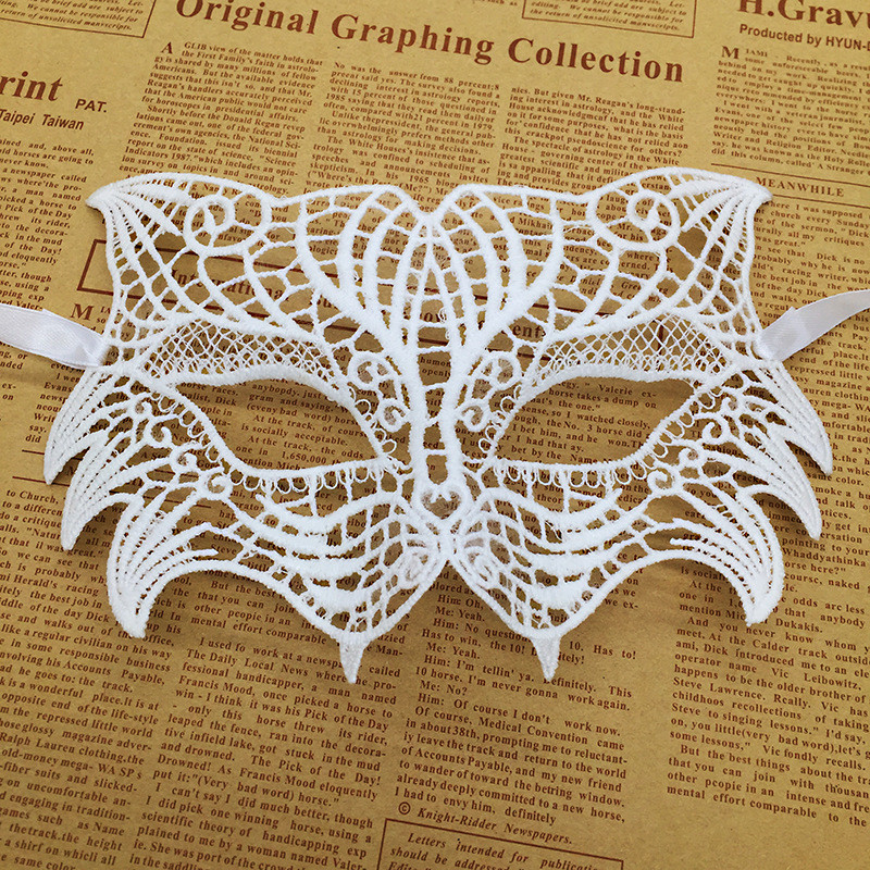 Маска карнавальна для обличчя на свято 22 на 11 см білий, фото 1