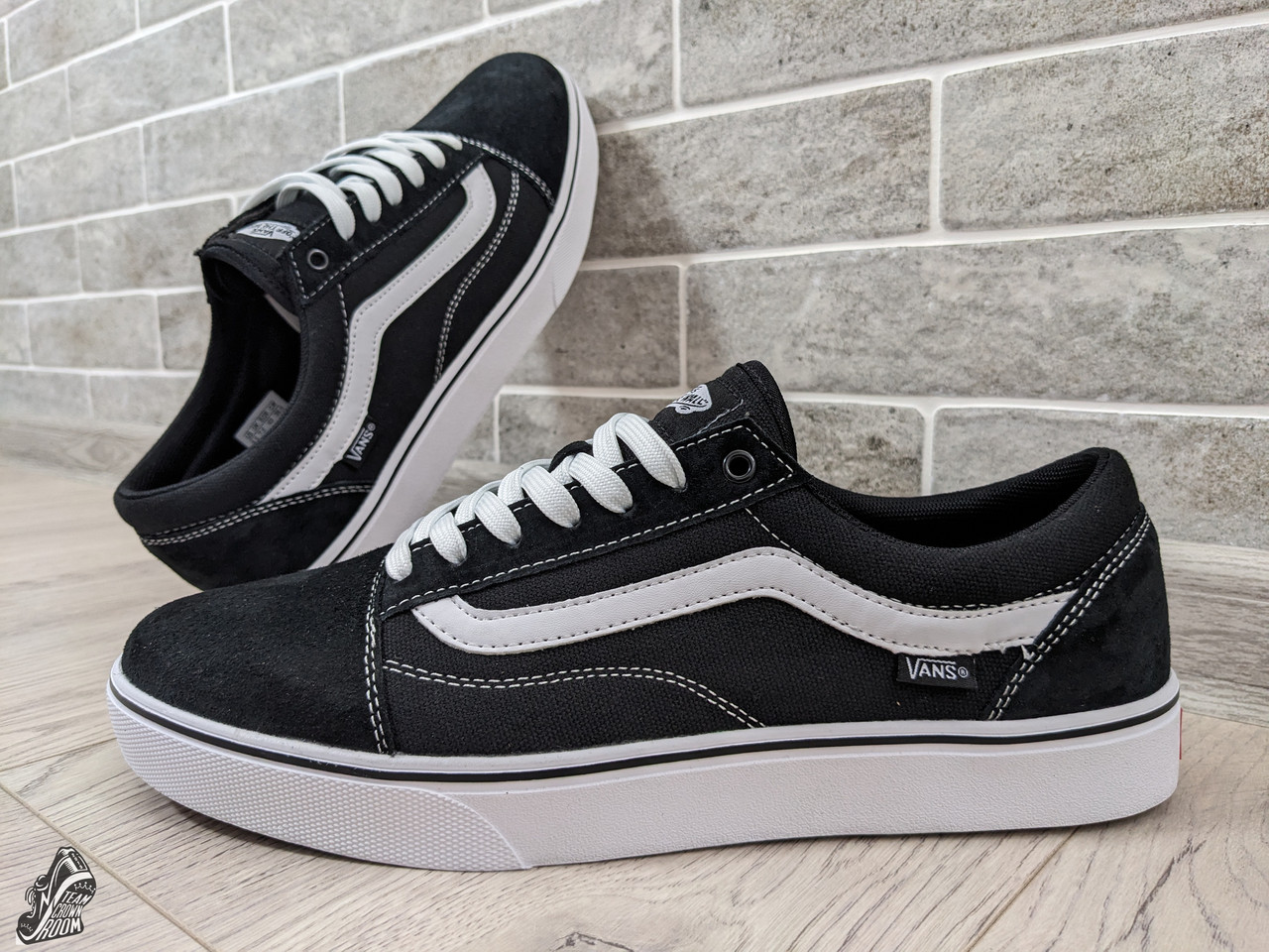 Кроссовки Vans Old Skool \ Ванс Олд Скул \ 40 - фото 2 - id-p1951353072