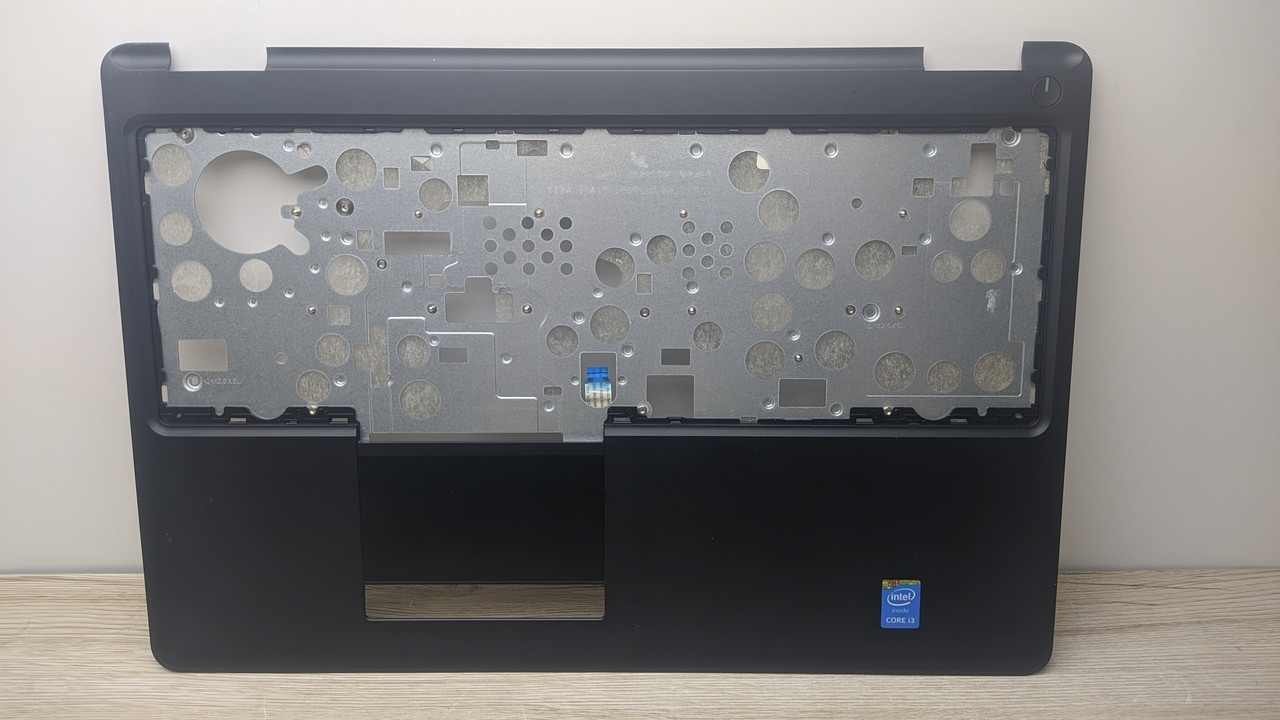 Dell Latitude E5550 Корпус C (топкейс, середня частина) б/у