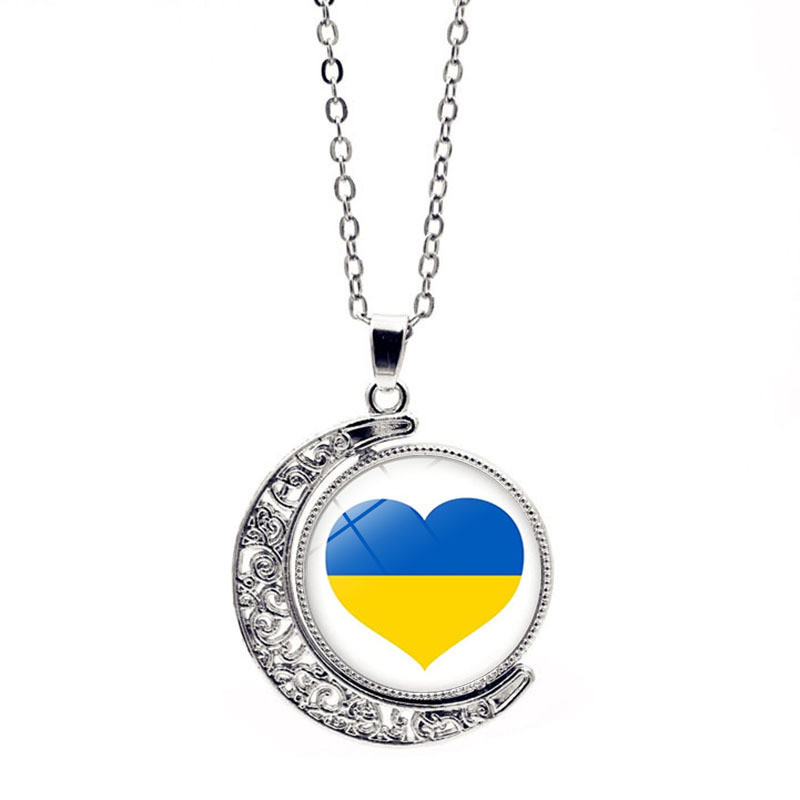 Патіотичний кулон-підвіска на шию з жовто-блакитним серцем