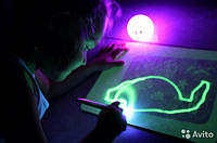 Набор для рисования в темноте Рисуй Светом Планшет A4 Уникальная развивающая игрушка ОРИГИНАЛ! наилучший