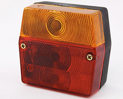 Ліхтарі та стопи для причепів