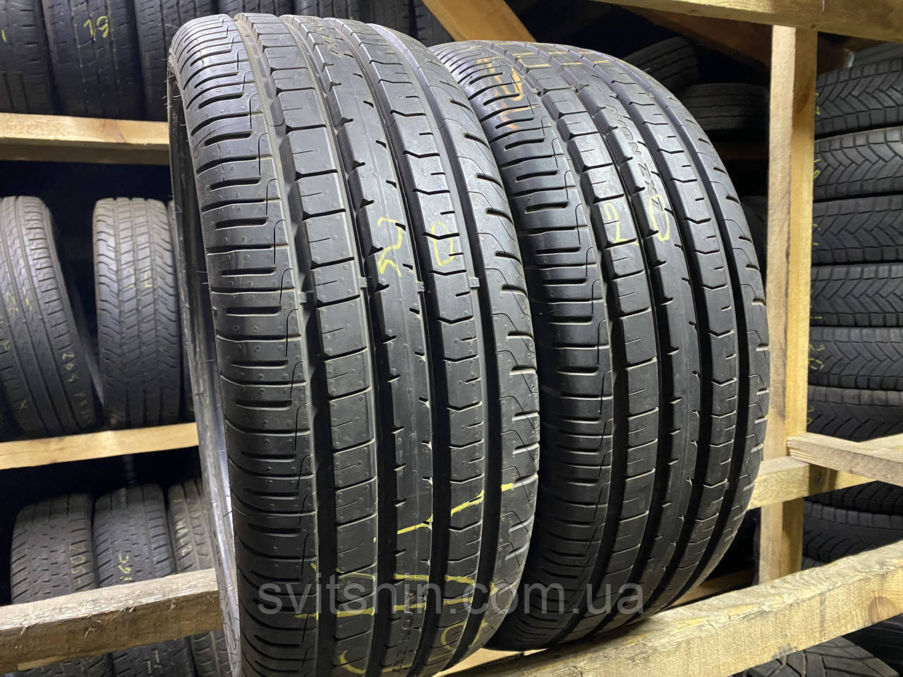 Шини літо 225/45R18 Avon ZV7 2020рік 8мм 2шт, фото 1