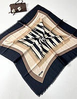 Женский брендовый платок Moschino демисезонный 100*100 см бежевый черный