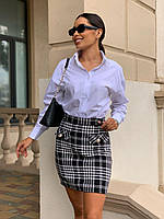 Жіноча класична бавовняна сорочка із розрізами вільного крою. Розмір: 42-44, 46-48. Колір: білий.