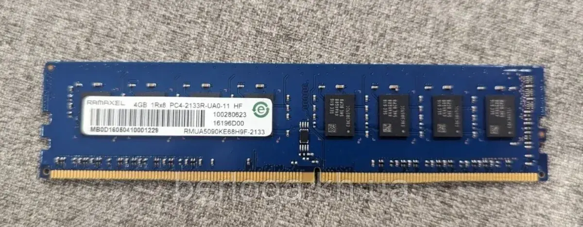 Модуль памяті RAMAXEL DDR4 4GB 2133MHZ (RMUA5090KE68H9F-2133) Б/В