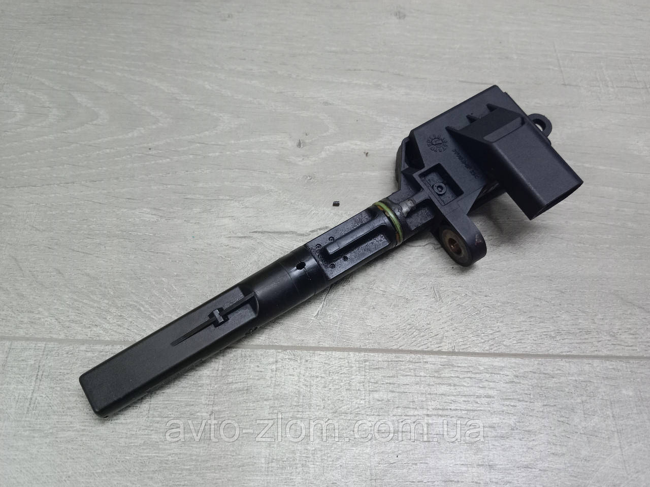 Датчик рівня масла Volkswagen Polo 9N, Skoda Fabia 1.4TDI. Поло, Фабія. 2003 – 2008. 045907660D., фото 1