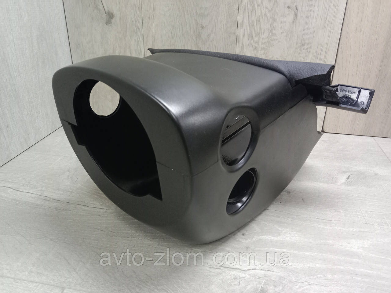 Кожух рульової колонки Volkswagen Golf 5. Гольф 5. 1K0858566.