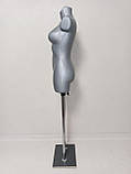 Манекен жіночий сірий "Венера рівна" на деревоплиті, фото 3