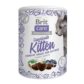 Ласощі для кошенят Brit Care Crunchy Cracker Superfruits 100 г - курка, кокос і чорниця