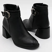 Демисезонные женские классические чёрные кожаные ботинки на каблуках .Pandora код-(5607)