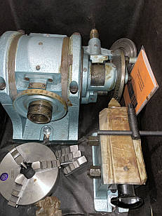 Універсальна ділова головка УДГ-320