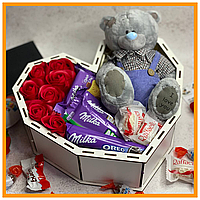 Романтический запоминающийся подарок девушке на 8 марта сладкие подарочные боксы набор Milka Мишка и Сладости