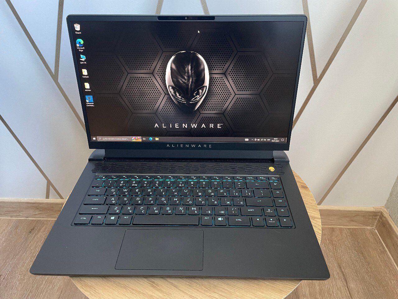 Б/в Ігровий ноутбук Dell Alienware m15 R6 15.6" 1920x1080| i7-11800H| 16GB RAM| 1000GB SSD| RTX 3070 8GB