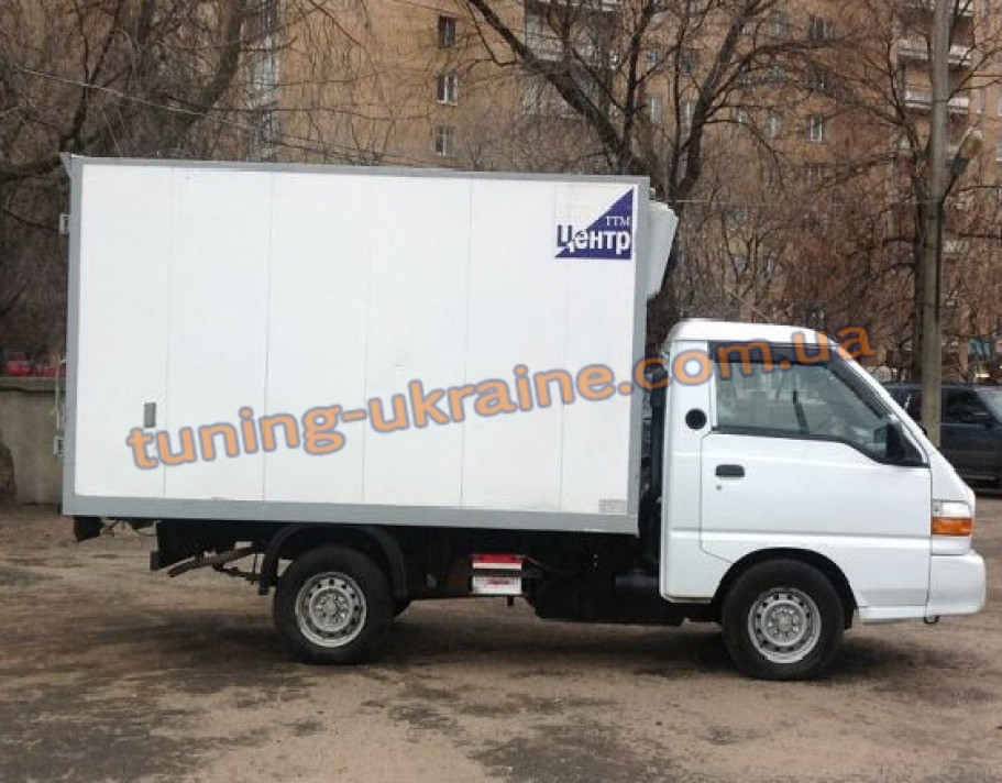 Дефлектори вікон (вітровики) COBRA-Tuning HYUNDAI PORTER 1987-2010