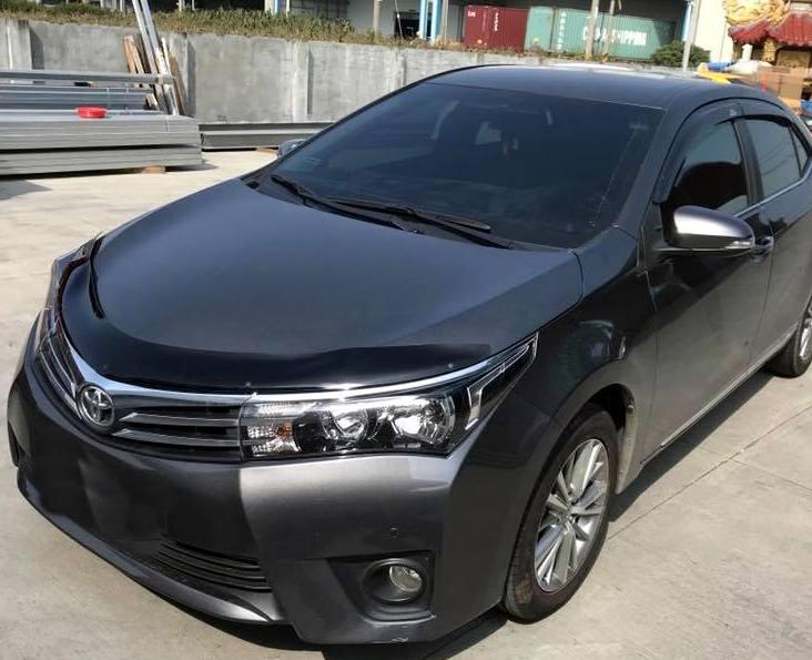 Дефлектор капота (мухобійка) Toyota Corolla 11 2013-2019 (HIC)