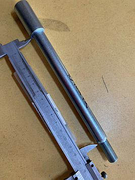 Вісь переднього колеса Geon X-Road 250,SHINERAY XY200GY-6С, Viper, Spark,Forte, XY200GY-6С,15x214мм-М12x1,5x23