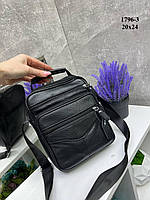 АКЦИЯ! Натуральная кожа. Черная вместительная сумка с регулируемым длинным ремнем - 20х24 см (1796-3)