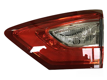 Ліхтар внутрішній LED Ford Fusion 2013-2016 правий DS7Z-13404-A
