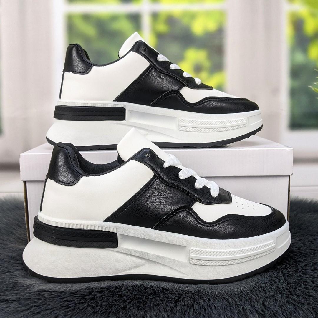 Кроссовки женские черно-белые на высокой подошве САР 4385: продажа ...