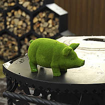 Декоративна садова фігурка "Green Pig" 35х15х18см садові фігури з полістоуна, фігурка в сад для дачі