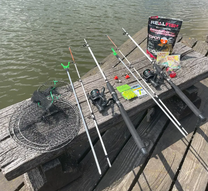 Універсальний рибальський комплект Крокодили 2.7 м, рибальський обладнаний набір для ловлі мирної риби на подарунок, фото 1