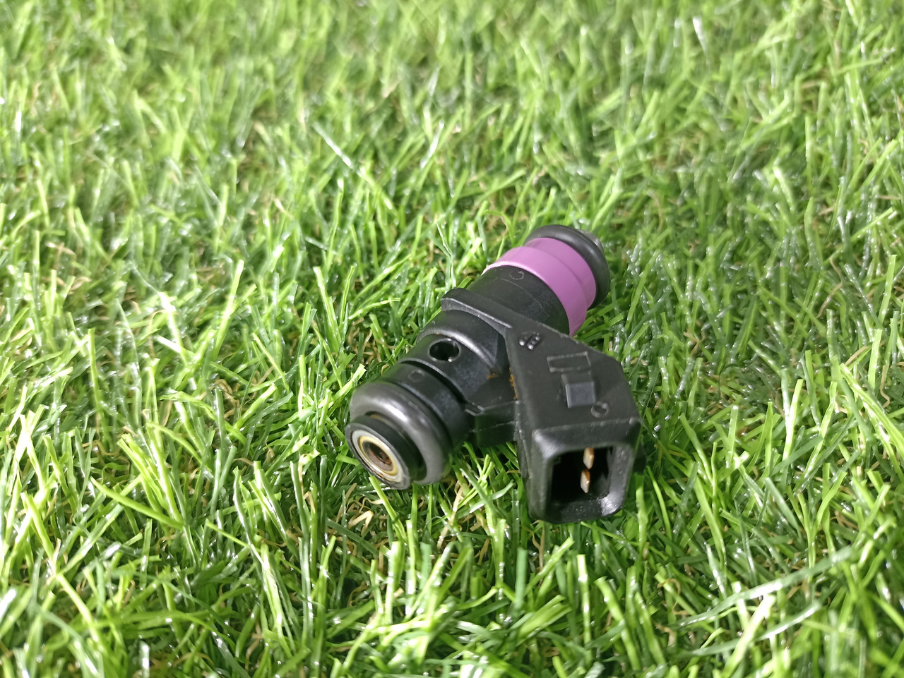 Форсунка паливна Renault 1.6, (H132259, 8200132259, 8200505191), фото 1