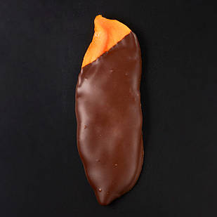 Манго в'ялене в темному шоколаді 1 шт