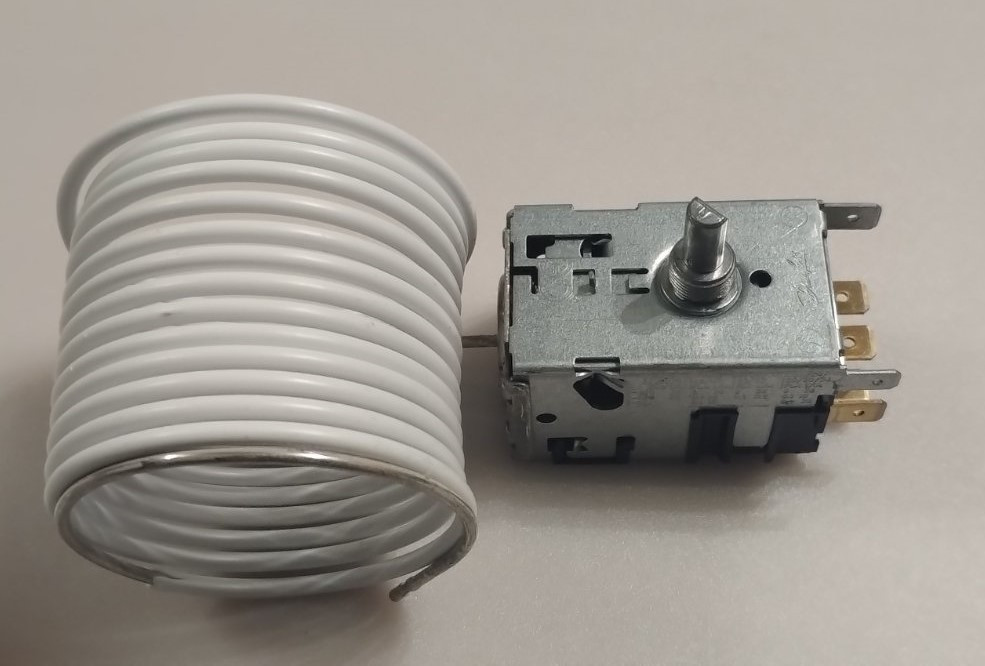 Терморегулятор 077B3680 для двохкамерного холодильника