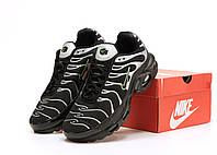 Мужские кроссовки Nike Air Max Plus TN Black Silver (черные) красивые деми кроссы сезон весна-лето Y14207