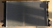 Радиатор Audi- A4,A5 Q5 12г.->720 x 470 x 32 mm плоские соты