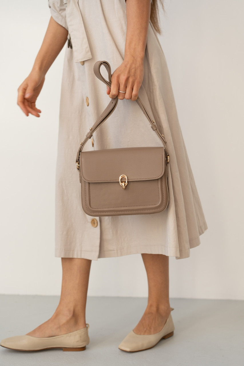 Жіноча сумка крос-боді 18*22 см із клапаном зі штучної шкіри в різних кольорах Nata, фото 1