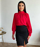 Стильная женская классическая блузка с высоким воротником красный