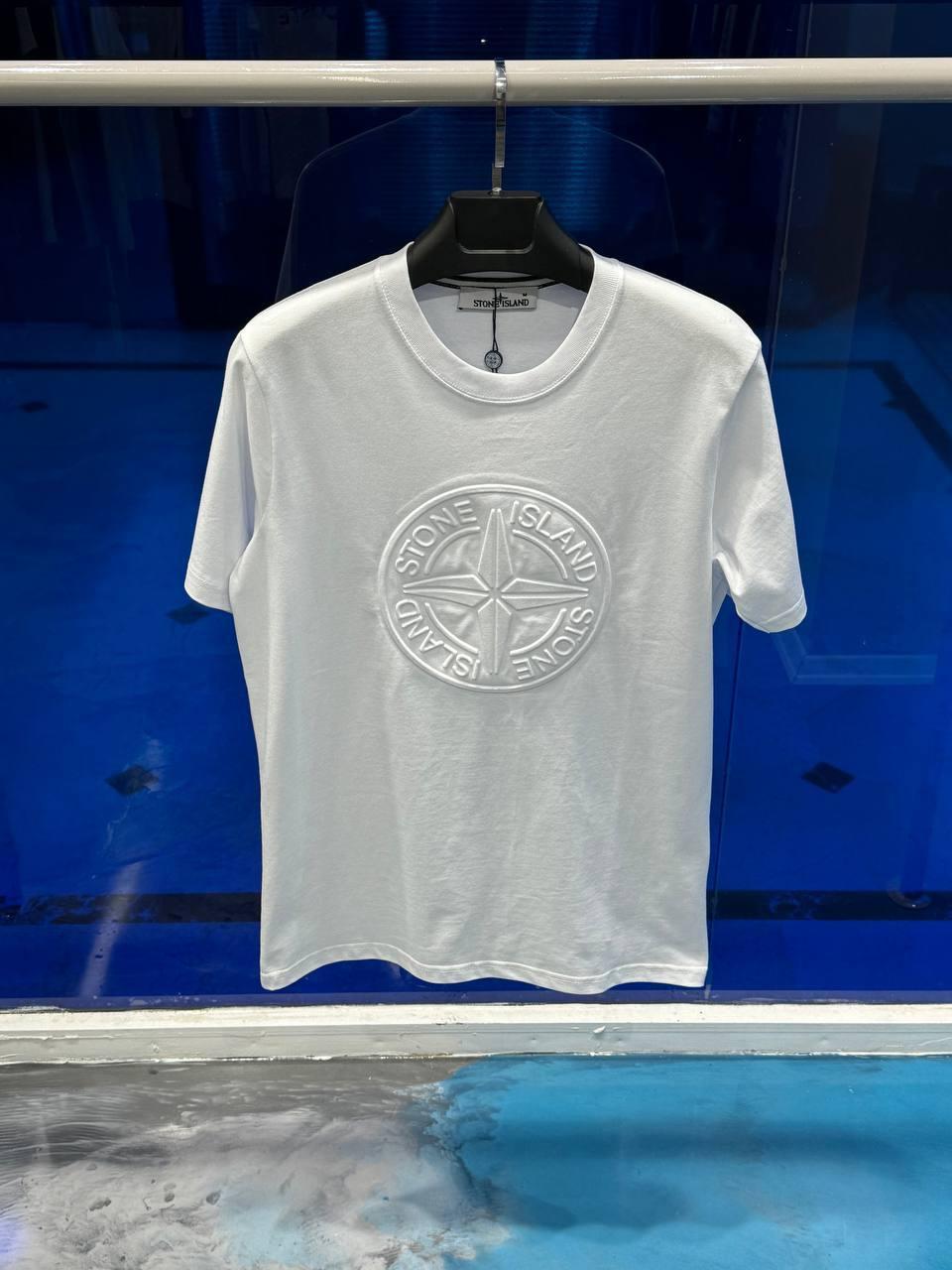 Чоловіча футболка STONE ISLAND D11794 біла