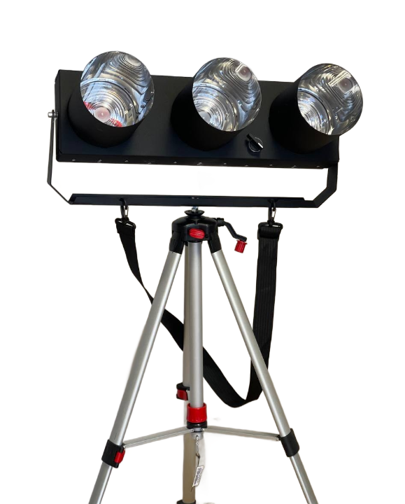 Зенітно-пошуковий прожектор RVT-135 до 2500м від 220В проти шахедів