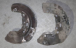 Защита тормозного диска передняя 4E0615311D  4E0615312D Audi A8 D3