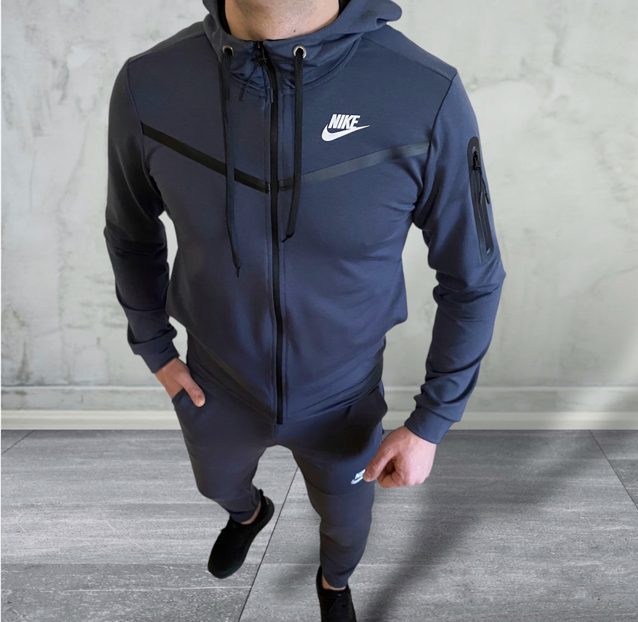 Чоловічий спортивний костюм Nike