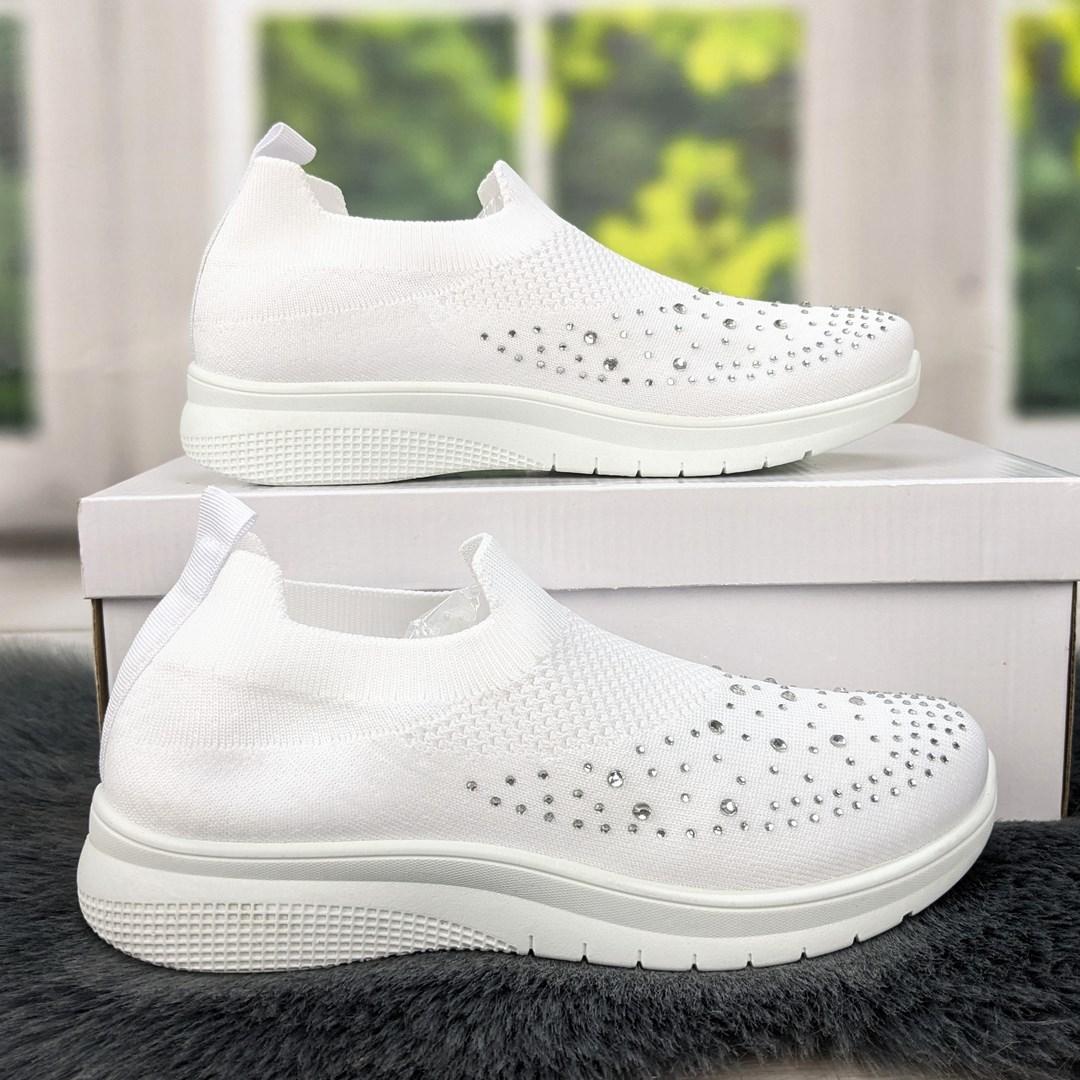 Кросівки жіночі білі текстильні зі стразами LQD 4389