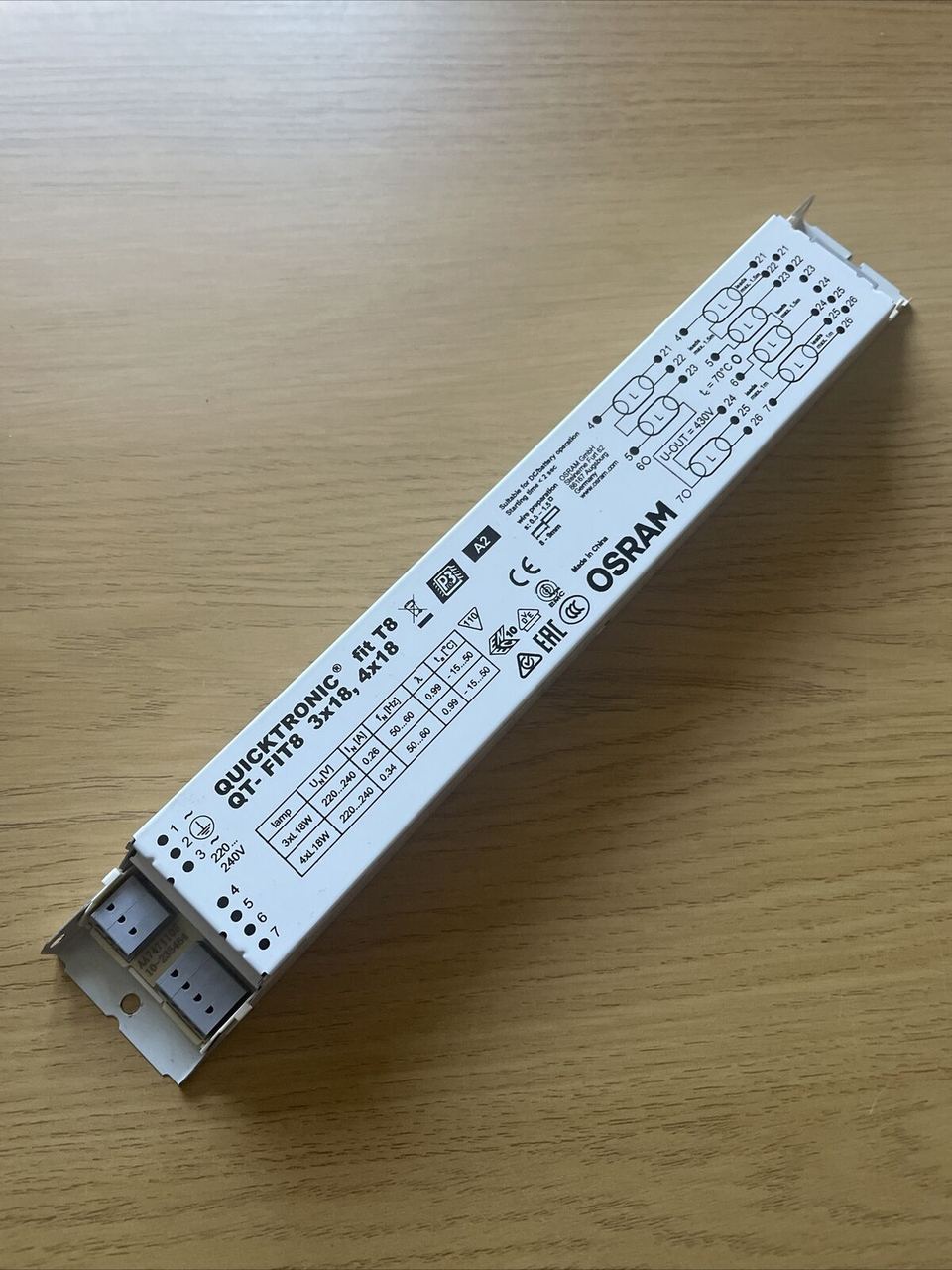 ЕПРА Електронний Баласт 3x18 або 4х18W баласт для люм. ламп OSRAM ( демонтаж), фото 1